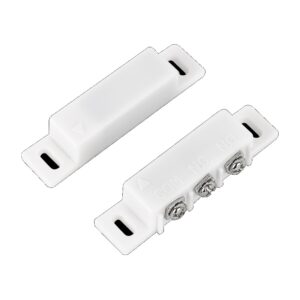 YB-31 NO/NC nyitásérzékelő, felületre szerelhető YB-31NO/NC, 18mm kapcsolási távolság