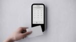 keypad touchscreen beléptető